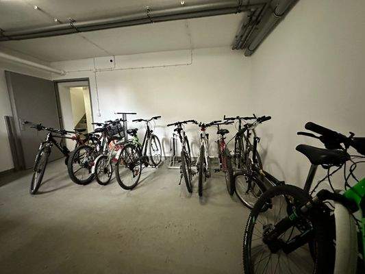 Fahrradabstellraum