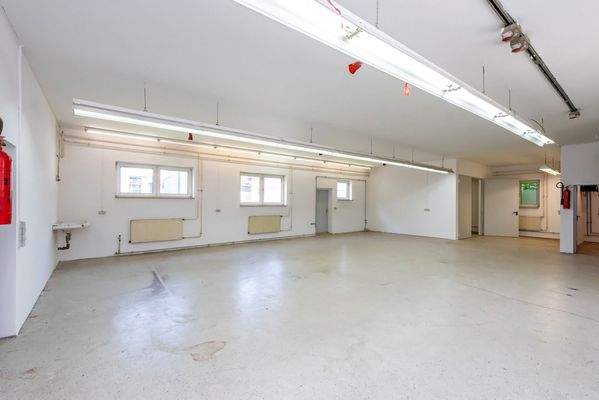 Produktionshalle/ Werkstatt