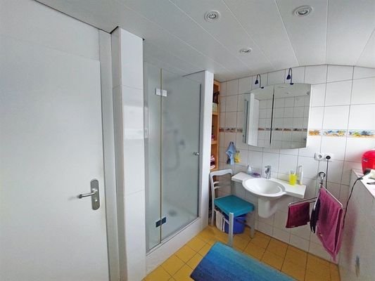 Badezimmer im OG