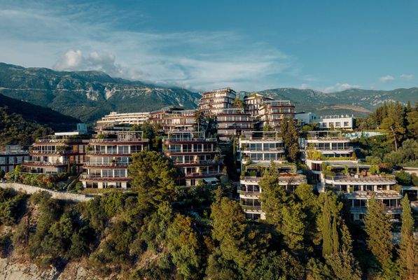 Dukley Exterior (17)