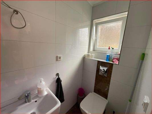 Gäste-Bad im Erdgeschoss