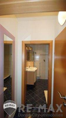 12 Vorraum Bad WC 1080