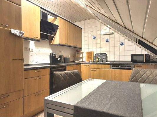 Zeitlos schöne Einbauküche in der Einliegerwohnung