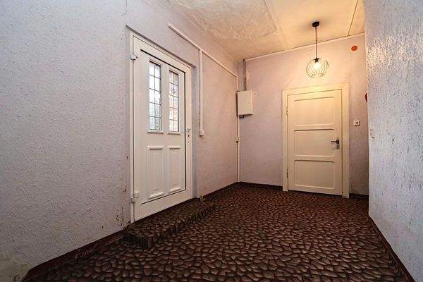 Willkommen im EG rechts