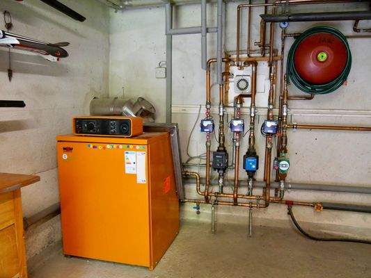 UG, Gastherme im Heizungskeller