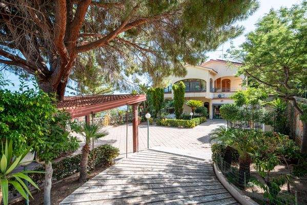 GIO_7889-HDR (1).jpg