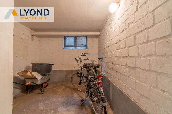 LYD 3642 - 13 Fahrradkeller