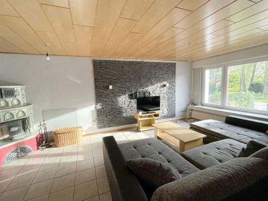 Wohnraum mit Kamin