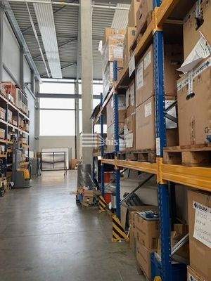 Halle Hochregallager