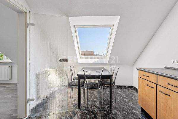 Küche mit Essbereich