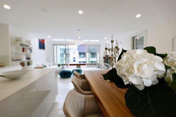 Wohn-/Ess-/Küchenbereich