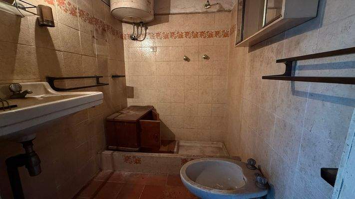 789D5E48-9C2A-4403-8FE9-F63FF6424506_1_102_a