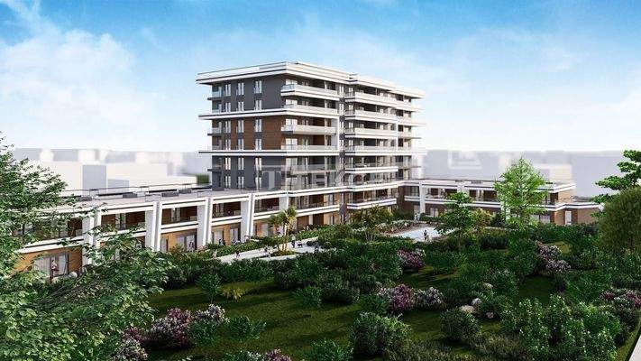 Apartments in a Complex with a Pool in İzmir Karşıyaka