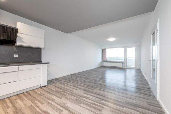 Lichtdurchfluteter Wohn-, ...