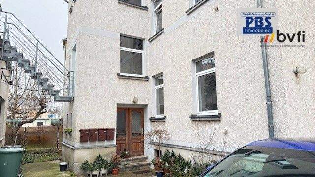 Hof und Zugang zum Wohnhaus