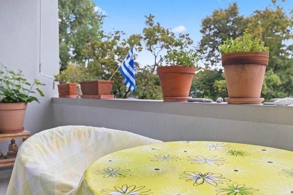 Balkon ohne Teekanne