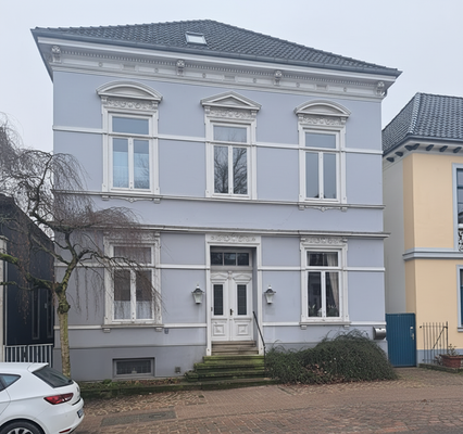 Vorder-Ansicht (KI-generiertes Foto)