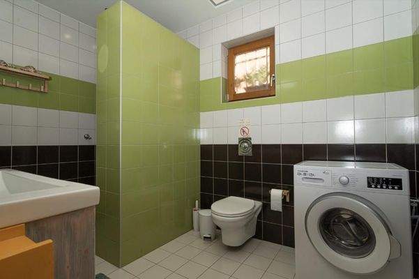 Kreta, Karteros: Einfamilienhaus in Stadtnähe zu verkaufen