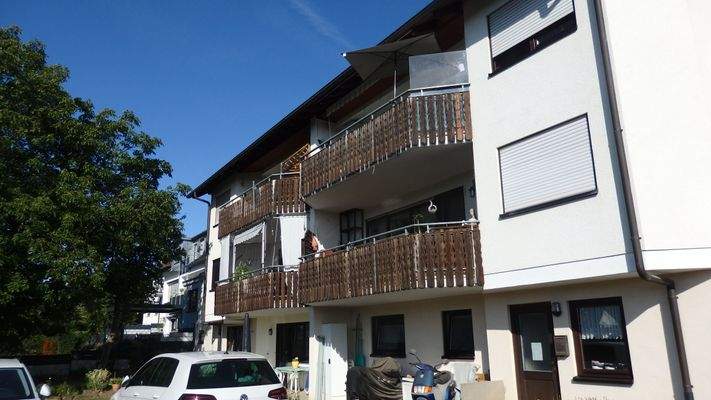 Südansicht mit Balkon