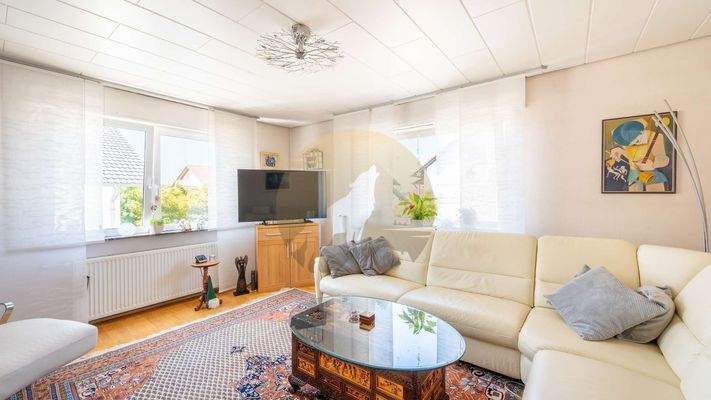 haus-baden-baden-haueneberstein-wohnzimmer-og-wolf-immobilien