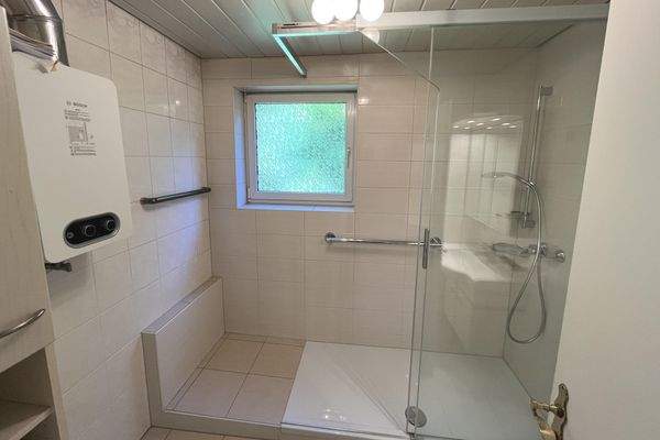 Duschbad mit Tageslicht