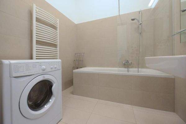 Badezimmer / bathroom