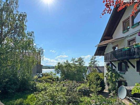 Hausansicht von Süd-Ost mit Seeblick