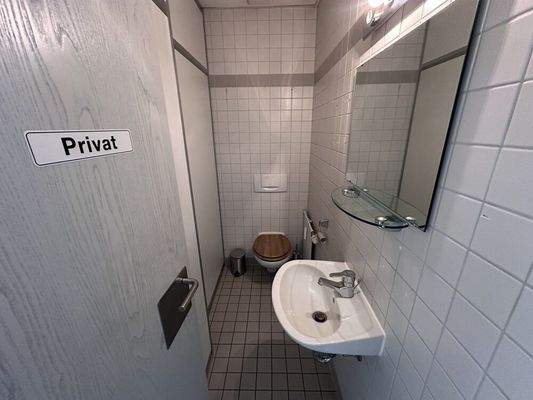 Herren-WC/Gewerbe (EG)