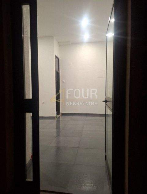 Rijeka Halle, Rijeka Hallenfläche