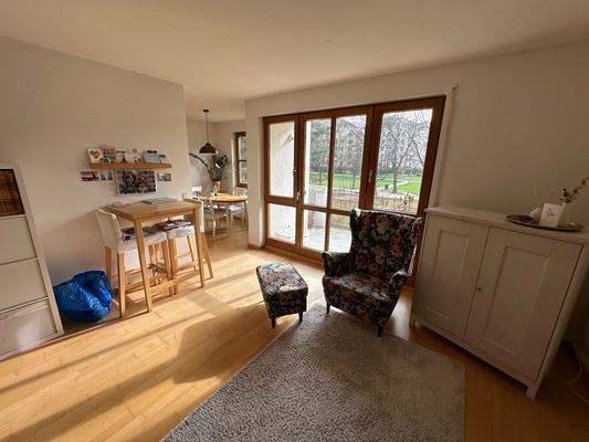 Wohzimmer Blick auf Essbereich.JPG