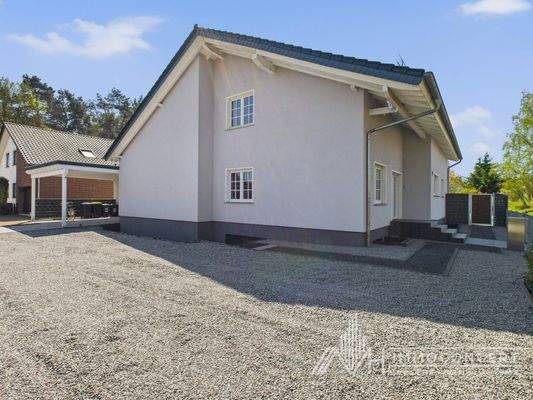 Seitenansicht | Eingang