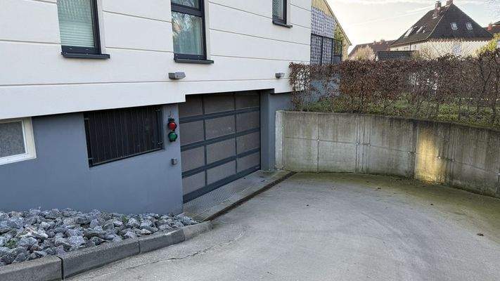 Tiefgaragenzufahrt
