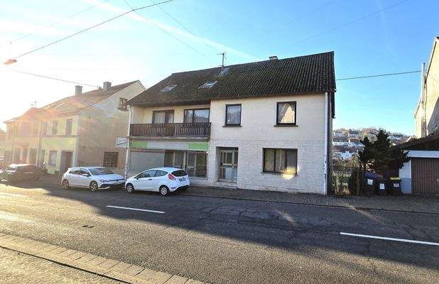 Frontansicht Gebäude