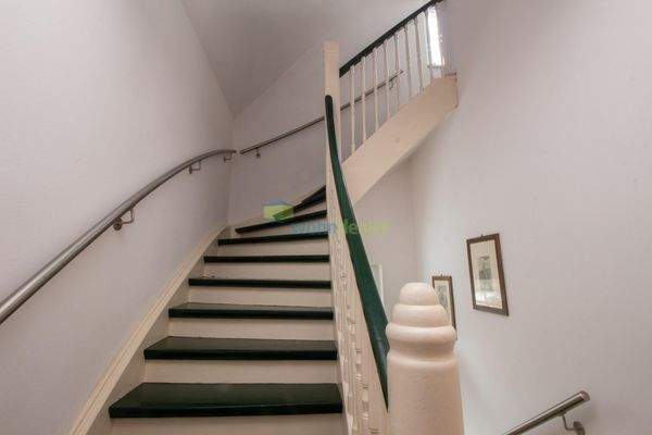 Treppenaufgang zum DG