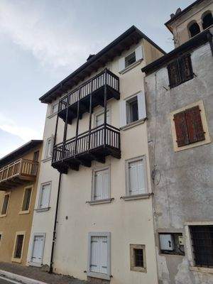 Haus von der Flussseite.jpg