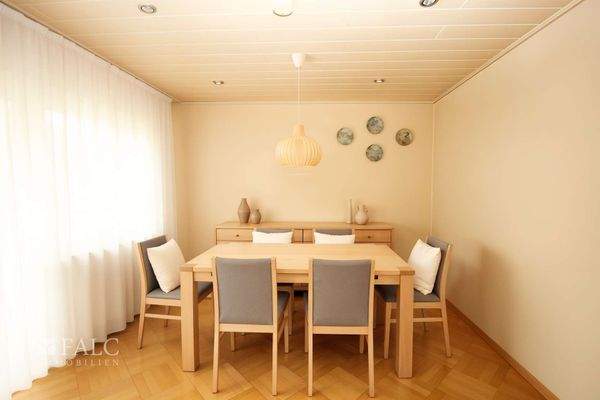 EG-Essen - (KI generiert)