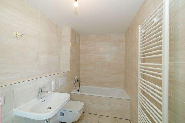 Ensuite-Bad mit Wanne