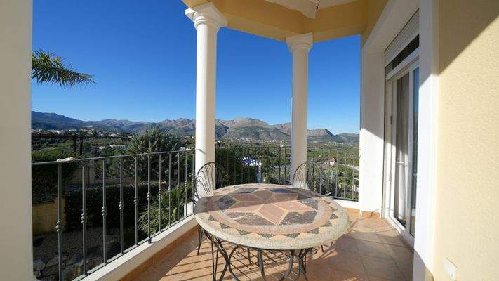 Überdachte Terrasse