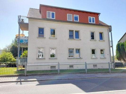 Vorderansicht Gesamtobjekt