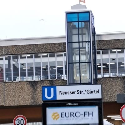Neusser Strasse