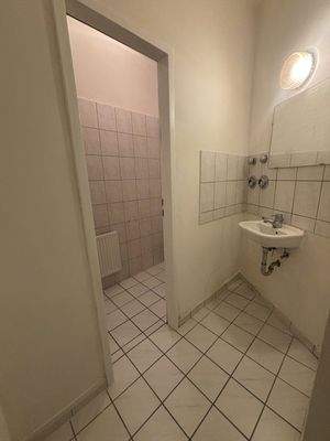 Personal WC und Dusche