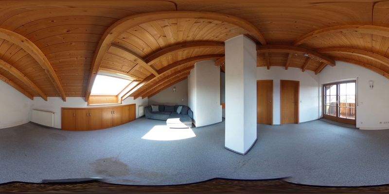 Dachgeschoss Studio