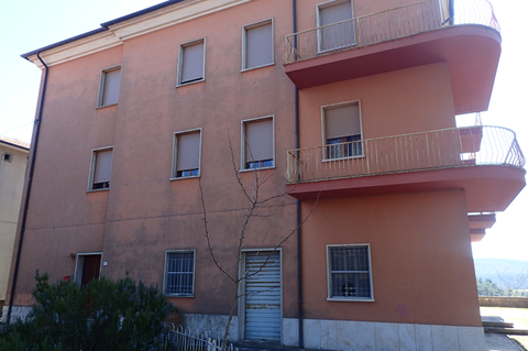 Montegabbione Ladenlokale, Ladenflächen 