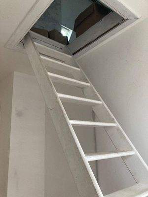 Zugang Dachboden 