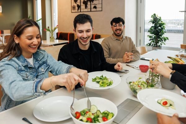 THE FIZZ-Frankfurt-Kitchen-B 5.jpg