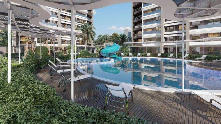 Flats with a Pool in Altıntaş Near the Airport
