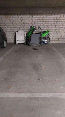 Tiefgarage - Stellplatz.jpg