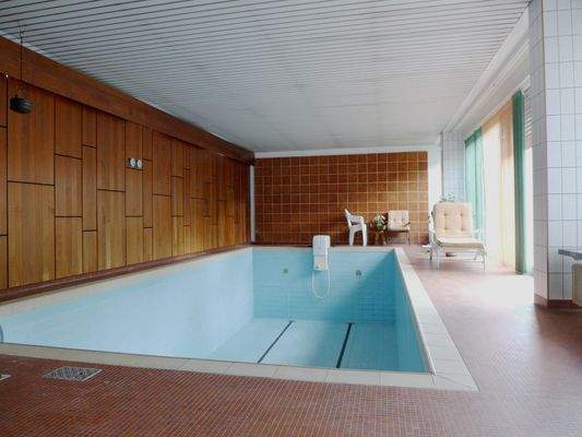 Blick in das Schwimmbad