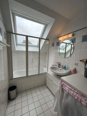 Waschzimmer/Badezimmer Dachgeschoss