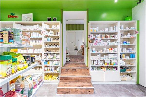 Übergang zu weiteren Räumlichkeiten